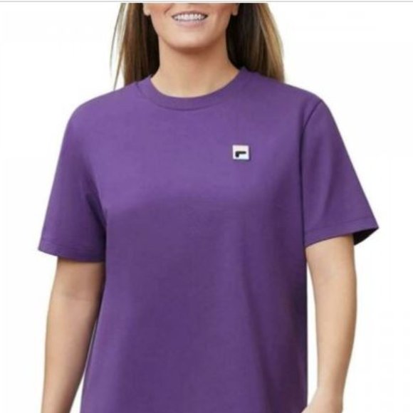 New!!! Fila Women's Short Sleeve Boxy T-Shirt - Picture 1 of 3